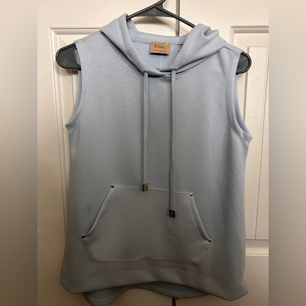 Elie Tahari Light Blue Sleeveless Hooded Athletic Pullover